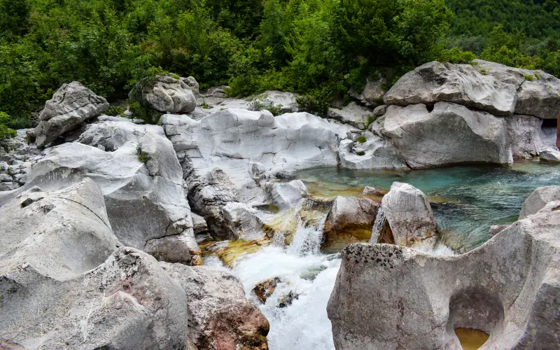 Nderlysaj Stone Pools