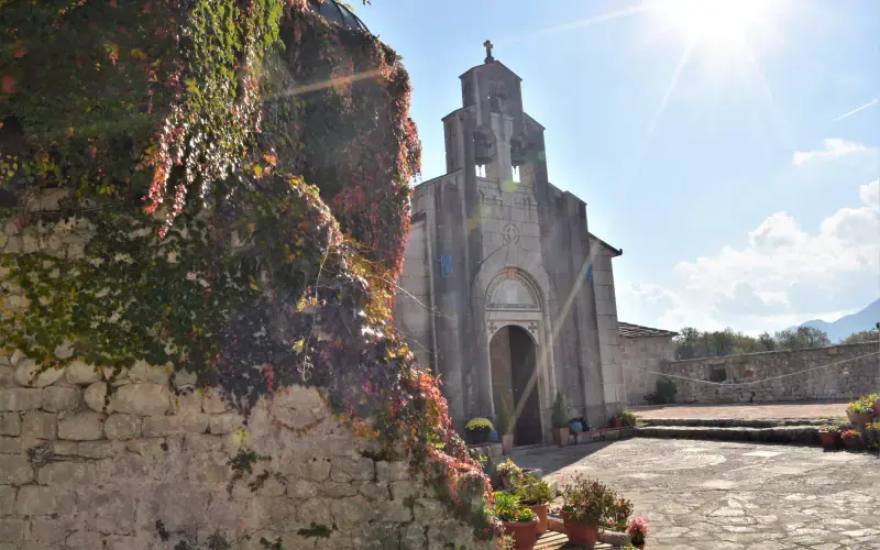 Tvrdoš Monastery