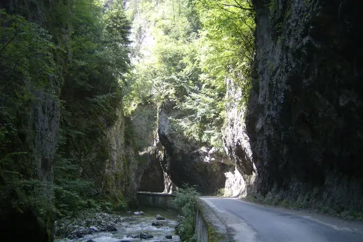 Buynovo Gorge