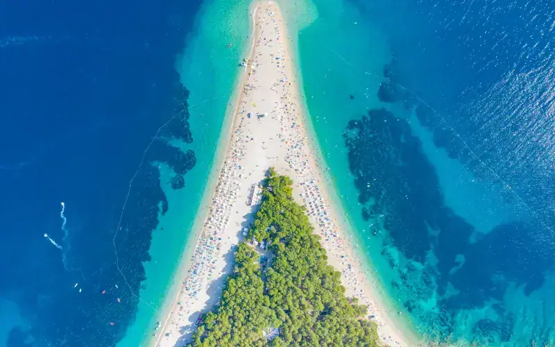 Zlatni Rat Beach