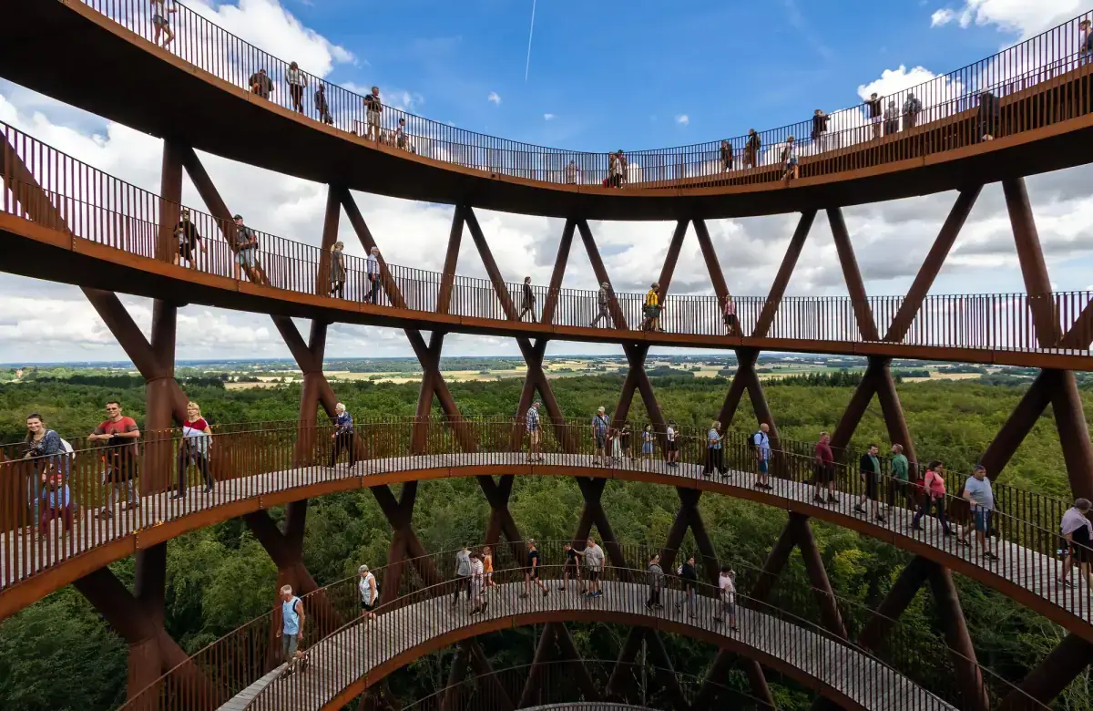 Camp Adventure Forest Tower