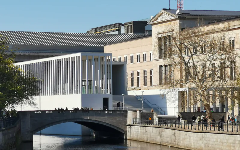 James Simon Gallery