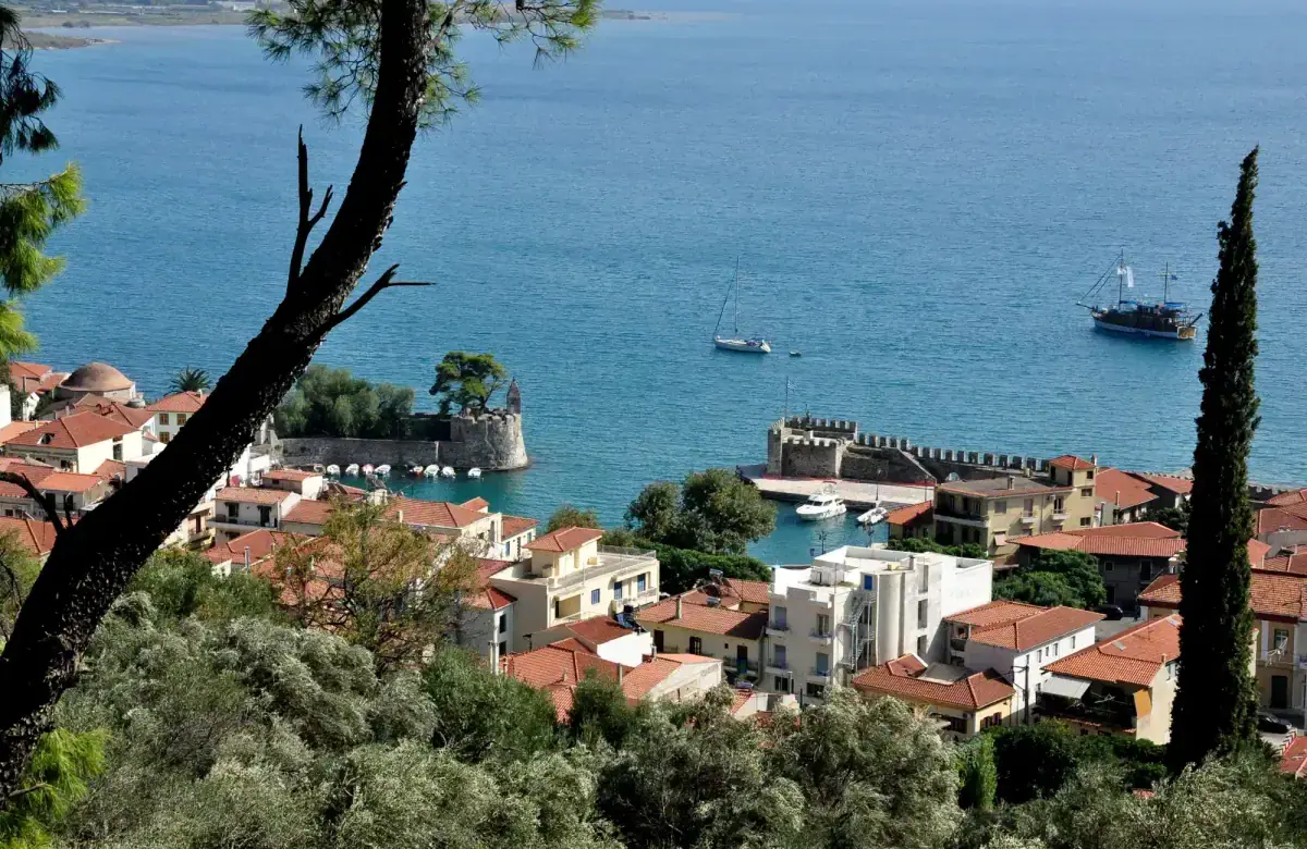 Nafpaktos Castle and Venetian Harbour
