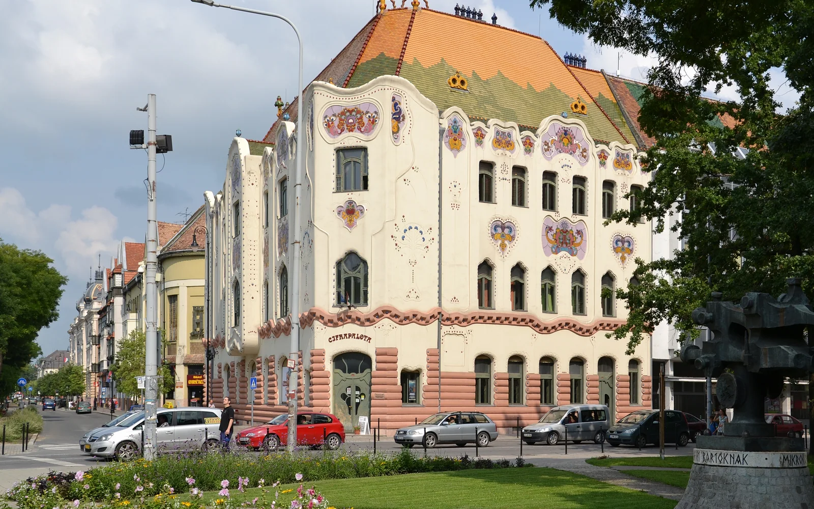 Kecskemét Cifra Palace and Main Square