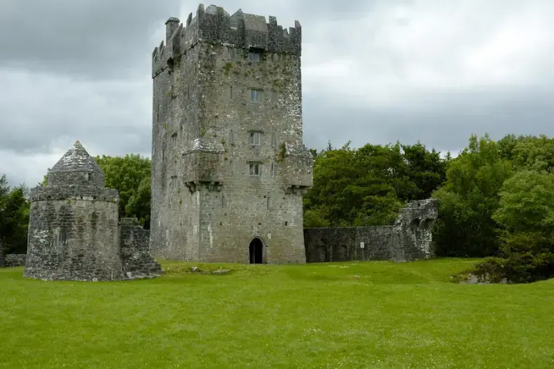 Aughnanure Castle