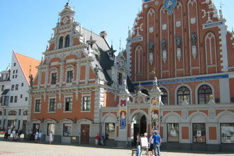 House of the Black Heads