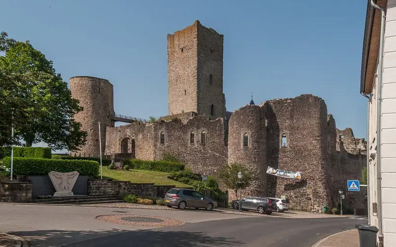 Useldange Castle