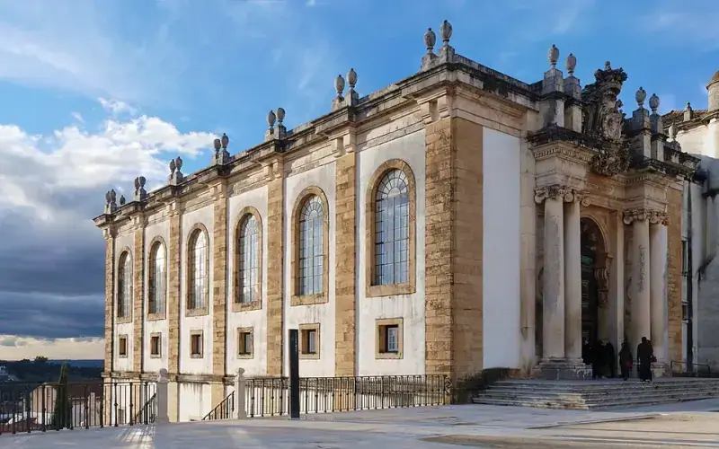 Joanina Library