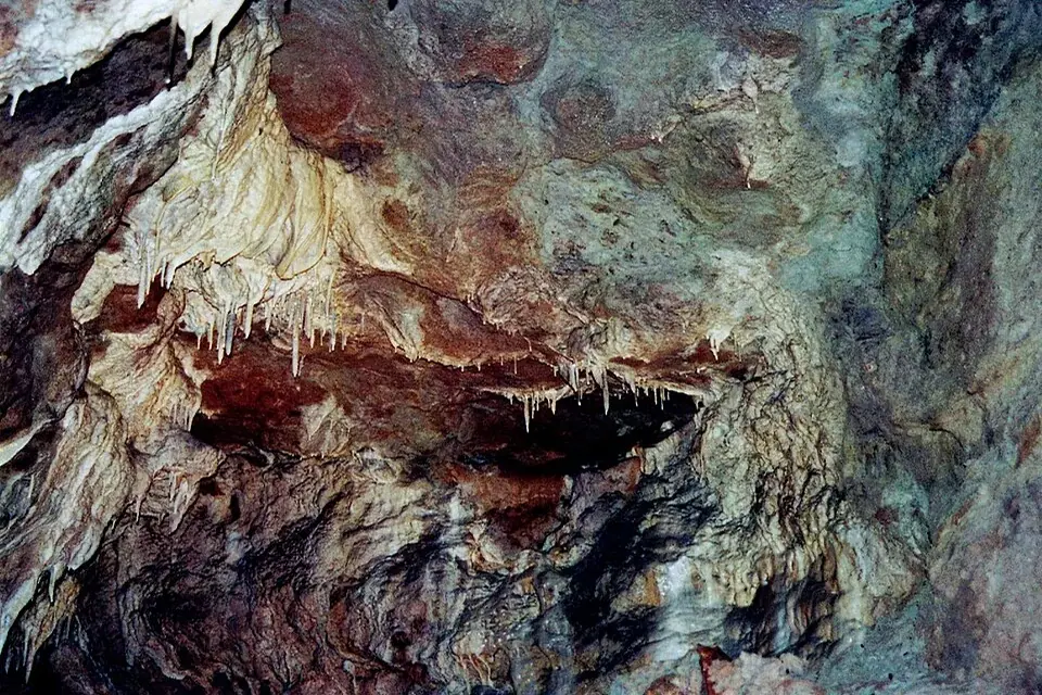 Lummelunda Cave