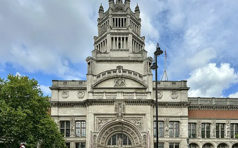 Victoria and Albert Museum